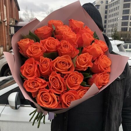 Букет из 21 оранжевой розы